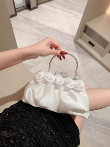 RB537 New Style Woman Floral <strong>Wedding</strong> Bride Cosmetic Lip <strong>Bag</strong> Elegant <strong>Clutch</strong> <strong>Bag</strong> Party Evening Handbags Purse <strong>for</strong> <strong>Guest</strong> - Product Image 5
