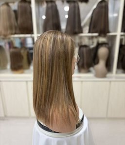 Pelucas de Cabello Humano Virgen al Por Mayor con Frente de Encaje Suizo HD, Transparentes y Transpirables, con un Aspecto Natural sin Pegamento - Product Image 1