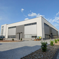 Entrepôt logistique préfabriqué en acier à structure métallique, installation rapide, conception personnalisée