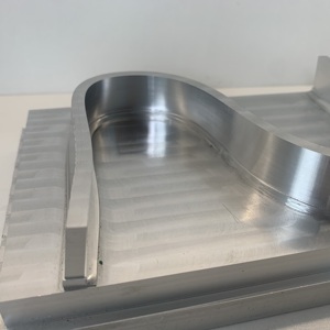 Pieza <span class=keywords><strong>de</strong></span> Demostración Compleja 3D <span class=keywords><strong>de</strong></span> Aluminio y Acero Inoxidable para Mecanizado CNC <span class=keywords><strong>de</strong></span> 5 Ejes, Perforación, Ranura en Forma <span class=keywords><strong>de</strong></span> S <span class=keywords><strong>de</strong></span> 20 cm - Product Image 2