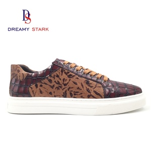 Chaussures en cuir véritable personnalisées, souples et légères, pour le bureau et la carrière, à lacets, sportives, élégantes, confortables pour l'automne, design texturé. - Product Image 3