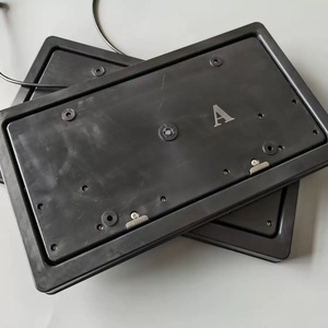 Porta Targa Reversibile USA con Telecomando, Kit Cornice Targa Elettrica Intelligente per Auto - Product Image 4