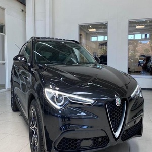 รถ SUV ปี 2023 ขับเคลื่อนสี่ล้อ เกียร์อัตโนมัติ สีดำ สภาพดี ภายในสีอ่อน เบาะผ้า ระบบควบคุมความเร็วอัตโนมัติ ยางขนาด R21 ลดราคา เกียร์ 10 สปีด - Product Image 2