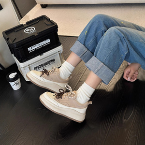 Zapatillas Blancas de Suela Gruesa Estilo 2026 - Perfectas para Mujer, Clásicas Retro con Suela Suave, Cómodas para Deporte y Ocio - Product Image 2