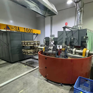 Chất lượng cao 1m 6 quay tháp nhựa quay Máy đúc với mang thành phần cốt lõi bán hàng trực tiếp đỉnh Dây chuyền sản xuất - Product Image 1