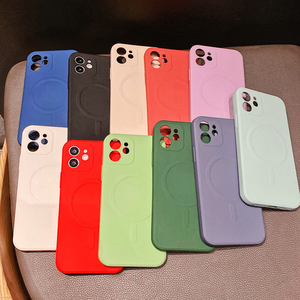 2024 gros magnétique doux coques de téléphone couverture silicone coque de téléphone pour iPhone 16 15 <span class=keywords><strong>14</strong></span> 11 12 13 Pro Max - Product Image 6
