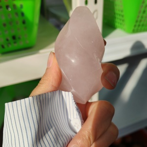 Promoción de Venta Caliente: Figura de Cristal de Cuarzo Rosa de Alta Calidad con Grabado de Torre de Llama, Tallada a Máquina, Adorno DIY, Cristal Curativo Feng Shui - Product Image 4