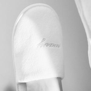 Zapatillas de hotel desechables de diseño simple para SPA Logotipo personalizable - Product Image 2