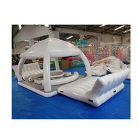 Barre mobile flottante en mer barre gonflable plate-forme tente barre d'eau gonflable boissons piscine
