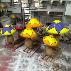 Statua Gigante di Fungo Rosso da 2m e 1,5m per Decorazioni Esterne, Feste ed Eventi - Product Image 4