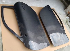 11-20 portes en Fiber de carbone de mise à niveau de Modification extérieure de voiture pour Porsche 911 991 portes avant en Fiber de carbone de piste de course - Product Image 3