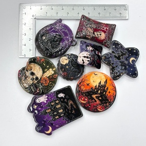 Cuentas acrílicas de dibujos animados de Halloween con diseños de Castillo y Bruja, para llaveros DIY, colgantes para teléfono y colgantes para bolso, suministros de abalorios variados - Product Image 2