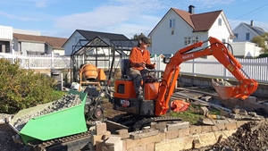 Mini-excavatrice sur chenilles Nante, vente directe usine, 3 tonnes, 2 tonnes, 1,2 tonnes, moteur Kubota EURO V CE EPA, petite pelle avec godet à pince - Product Image 3