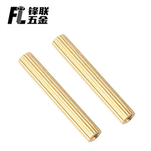 Piliers de guidage Fenglian à double traversée en cuivre rond M2, supports de PCB en laiton avec vis à filetage interne - Product Image 3
