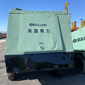 Sullair Dpq400rh Luchtcompressor Cummins Dieselmotor Draagbare Schroefluchtcompressor Voor Waterputboorinstallatie - Product Image 2