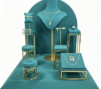 Ensemble d'accessoires de présentation LED en velours vert et or de luxe personnalisé GZowin pour bijouterie, avec support à bijoux durable de haute qualité