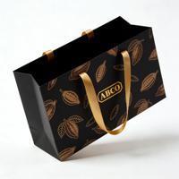 Sacs en papier brun de haute qualité avec logo personnalisé, gaufrage or, sacs en carton pour boutique de chocolat, emballage de luxe pour la vente au détail