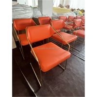 Confort de la bibliothèque Elevate: des chaises modernes pour une lecture fluide