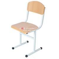 Chaise empilable ergonomique moderne pour les écoles en contreplaqué bord de peinture souple cadre en métal repose-pieds en matière plastique-meubles de classe