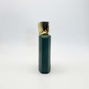 Thanh Lịch Và Lâu Dài Thân Thiện Với Môi Tự Nhiên Cay Gỗ Phun Nước Hoa Cho Sử Dụng Hàng Ngày Bởi Người Đàn Ông Quyến Rũ - Product Image 4