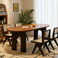 Table rectangulaire simple en bois massif et chaises de salle à manger semi-circulaires, adaptées aux salles à manger domestiques, appartements et hôtels