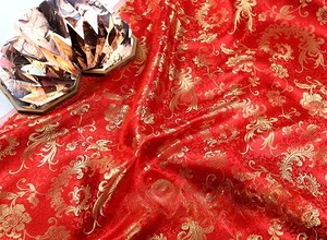<span class=keywords><strong>Tela</strong></span> Brocada Jacquard Satinada <span class=keywords><strong>Dorada</strong></span> Azul Marino <span class=keywords><strong>de</strong></span> Alta Calidad 100% Poliéster para Vestidos <span class=keywords><strong>de</strong></span> Novia y Prendas <span class=keywords><strong>de</strong></span> Vestir para Niñas - Product Image 6
