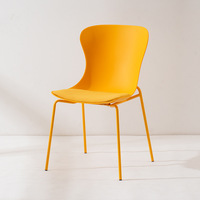Chaise de salle à manger domestique au design simple, chaise de restaurant avec dossier pour manger, chaise de négociation pour pâtisserie