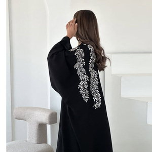 188 alta qualità modesto <span class=keywords><strong>Aya</strong></span> Dubai abbigliamento islamico da donna ricamo Cardigan lungo nero <span class=keywords><strong>Aya</strong></span> donna abito musulmano - Product Image 5