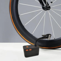 Pompe à vélo électrique portable avec manomètre numérique PSI, mini gonfleur de pneus, valve Presta, pompe à air pour vélo en plastique durable