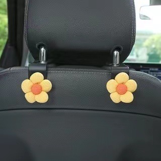 Yellow flower [black hook] 1 piece