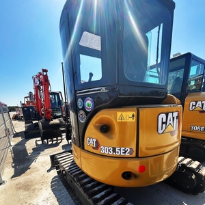 Mini-excavatrice CAT 303.5E d'occasion, 3,5 tonnes, petite pelle hydraulique sur chenilles d'origine japonaise pour la construction - Product Image 3