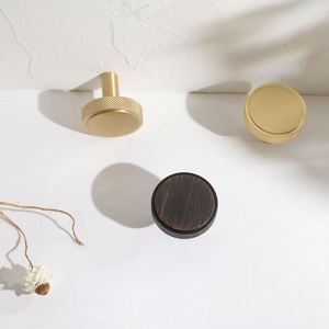 Tirador Moderno de Alta Calidad Personalizado para Cocina, Armario, Dormitorio y Baño, Perilla Serrillada para Puerta de Gabinete y Cajón - Product Image 6