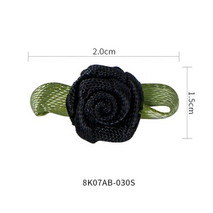 MSD Mini Ribbon Roses Fleurs en tissu artificiel avec feuilles vertes Rosettes de couleurs mélangées Mini Ruban Fleur pour l'artisanat - Product Image 6