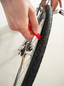 Kit d'outils de réparation multifonction en gros pour VTT avec tournevis, clés hexagonales et outils pour pneus - Product Image 5