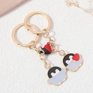 DIY饰品配件可爱动物钥匙扣可爱心形磁铁企鹅钥匙扣金属钥匙扣定制