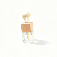 Diffuseur de parfum automobile personnalisé en gros, flacon en verre et bois à suspendre, désodorisant de voiture, pendentif d'aromathérapie