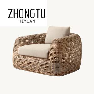 أثاث فناء فاخر من الراتان البلاستيكي للأماكن الخارجية في الهواء الطلق ، أثاث فناء خارجي مقاوم للماء ، أريكة حديقة ، حمام سباحة ، كراسي للاستلقاء تحت أشعة الشمس - Product Image 2