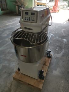 Machine <span class=keywords><strong>à</strong></span> préparer <span class=keywords><strong>la</strong></span> <span class=keywords><strong>pâte</strong></span> <span class=keywords><strong>à</strong></span> pain, <span class=keywords><strong>pizza</strong></span>, pâtisserie, gâteau, mélangeur <span class=keywords><strong>à</strong></span> <span class=keywords><strong>pâte</strong></span> commercial, en acier inoxydable, avec minuterie automatique - Product Image 3