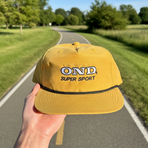 Casquettes Snapback Unisexe Personnalisées en Corduroy Imperméable et Respirant pour le Sport, Fabriquées au Vietnam (Vente en Gros) - Product Image 1