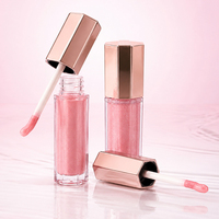 Gloss à lèvres personnalisé OEM, formule propre, cosmétique, paillettes fines, couleur vibrante, fini dewy, gloss à lèvres en marque privée