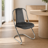 Chaise de salle à manger cantilever moderne en velours bleu roi avec structure en métal chromé, dossier haut et design ouvert pour la maison, la salle à manger et les banquets de restaurant