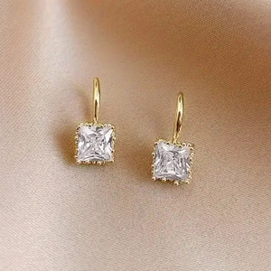 Orecchini Pendenti Quadrati Minimalisti per Donne, Gioielli Eleganti e Moderni per Uso Quotidiano - Product Image 5