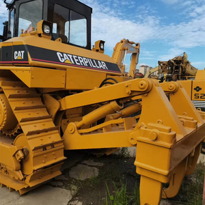 Bulldozer Caterpillar D7H d'occasion, fabriqué au Japon, moteur Cummins, puissance 110 kW, capacité de bulldozing 4,5 m. - Product Image 3