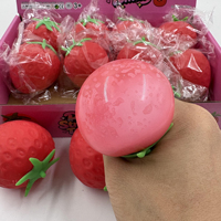 Grensoverschrijdend stressverlichtend aardbei squishy simulatiefruit slow-rebound decompressiespeelgoed voor jongeren, kinderen en studenten