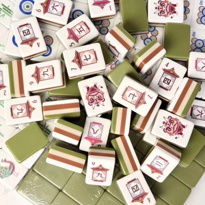 Modèle personnalisé 179 – Jeu de Mahjong et de <span class=keywords><strong>Poker</strong></span> en acrylique américain vert jade à 3 niveaux, pliable, de luxe, moderne, résistant à l'eau, portable, pour <span class=keywords><strong>casino</strong></span> - Product Image 1