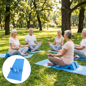 Tapis de yoga rectangulaire pliable bleu en TPE antidérapant pour la méditation et la pratique en extérieur - Product Image 1