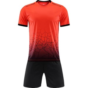 Ensemble d'uniformes de football professionnels Dry Fit pour hommes – Maillot de football haute performance, tenue d'entraînement athlétique, maillot de match léger - Product Image 5