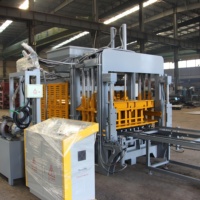 Machine de formage de blocs de béton entièrement automatique QT8-15 avec système hydraulique