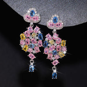 Pendientes de Diamantes de Colores E2059, Corte Ovalado, Forma de Flor, Engaste de Garra, Joyería de Moda para Mujer, Cristal de Imitación, Tendencia para Fiestas - Product Image 3