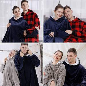 Couverture-sweat à capuche Sherpa surdimensionnée pour adulte, confortable et portable, avec manches en polaire, 100% Polyester, Logo personnalisé, Épais, Lavable en machine - Product Image 6